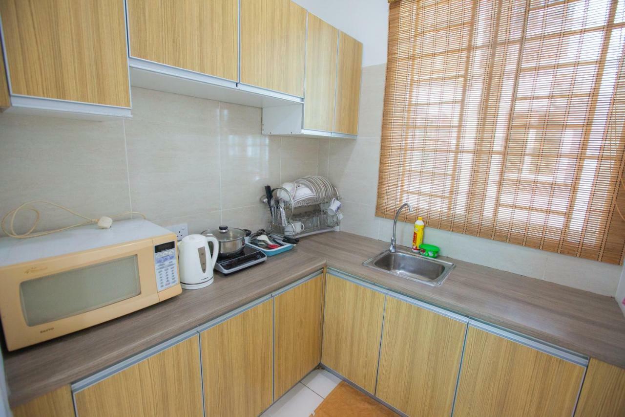 The Only Sea View In Town Villa Kuah Exterior photo